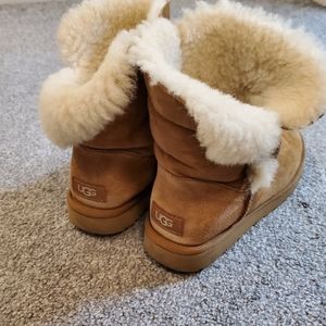 UGG mini Bailey boot size 8